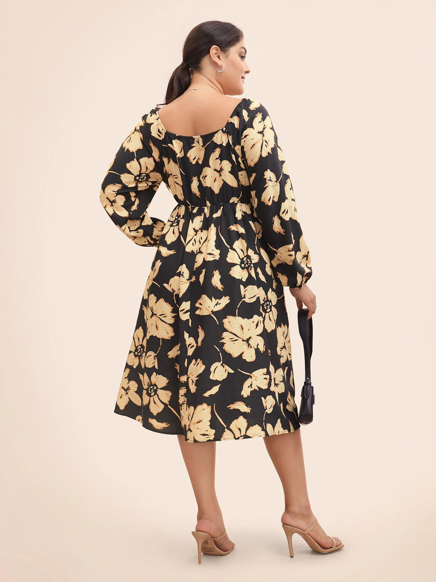Floral Square Neck Shirred Lantern Sleeve Dress - Image 4
