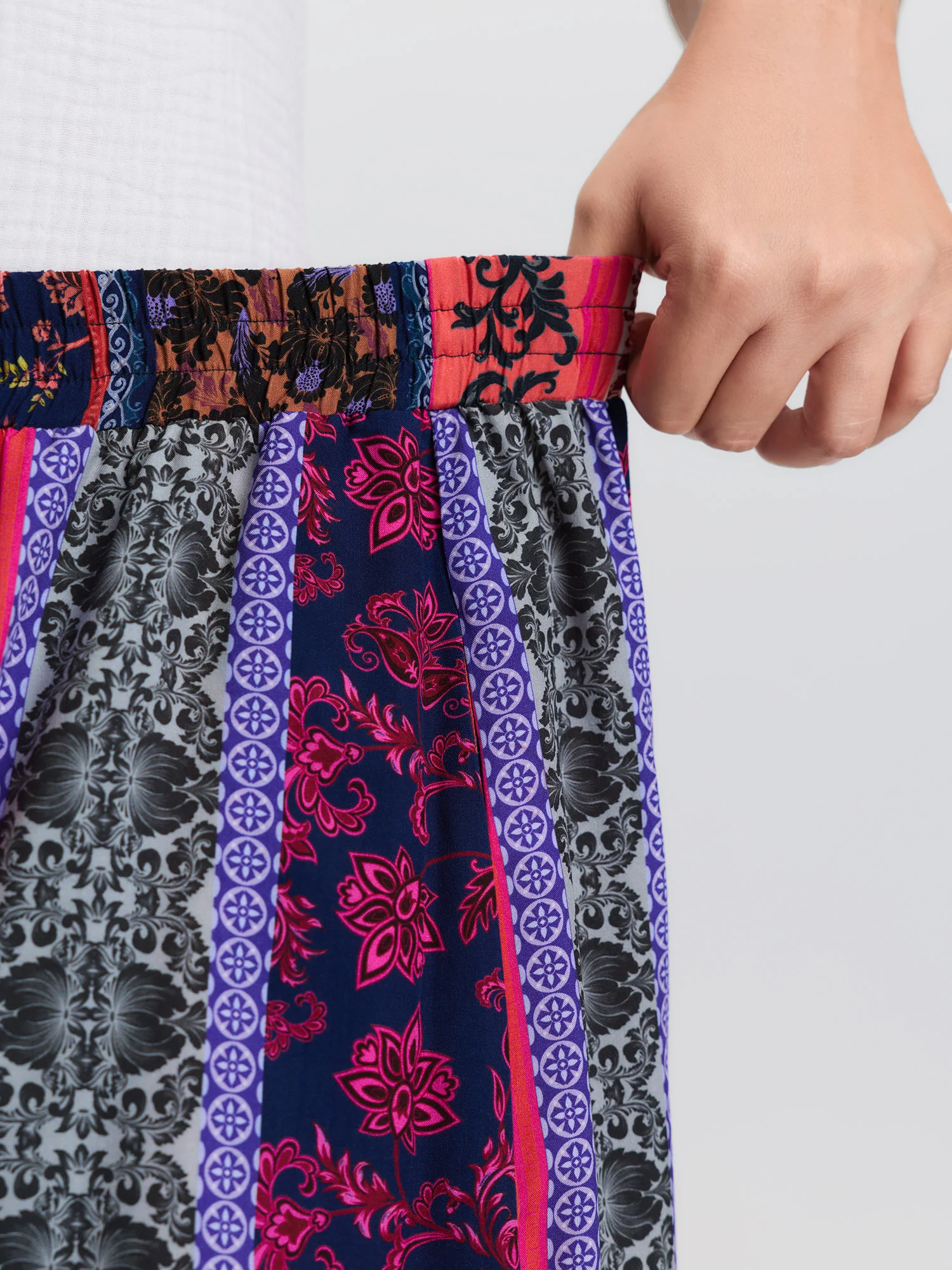 Floral Stripes Tiered Maxi Skirt - Image 4