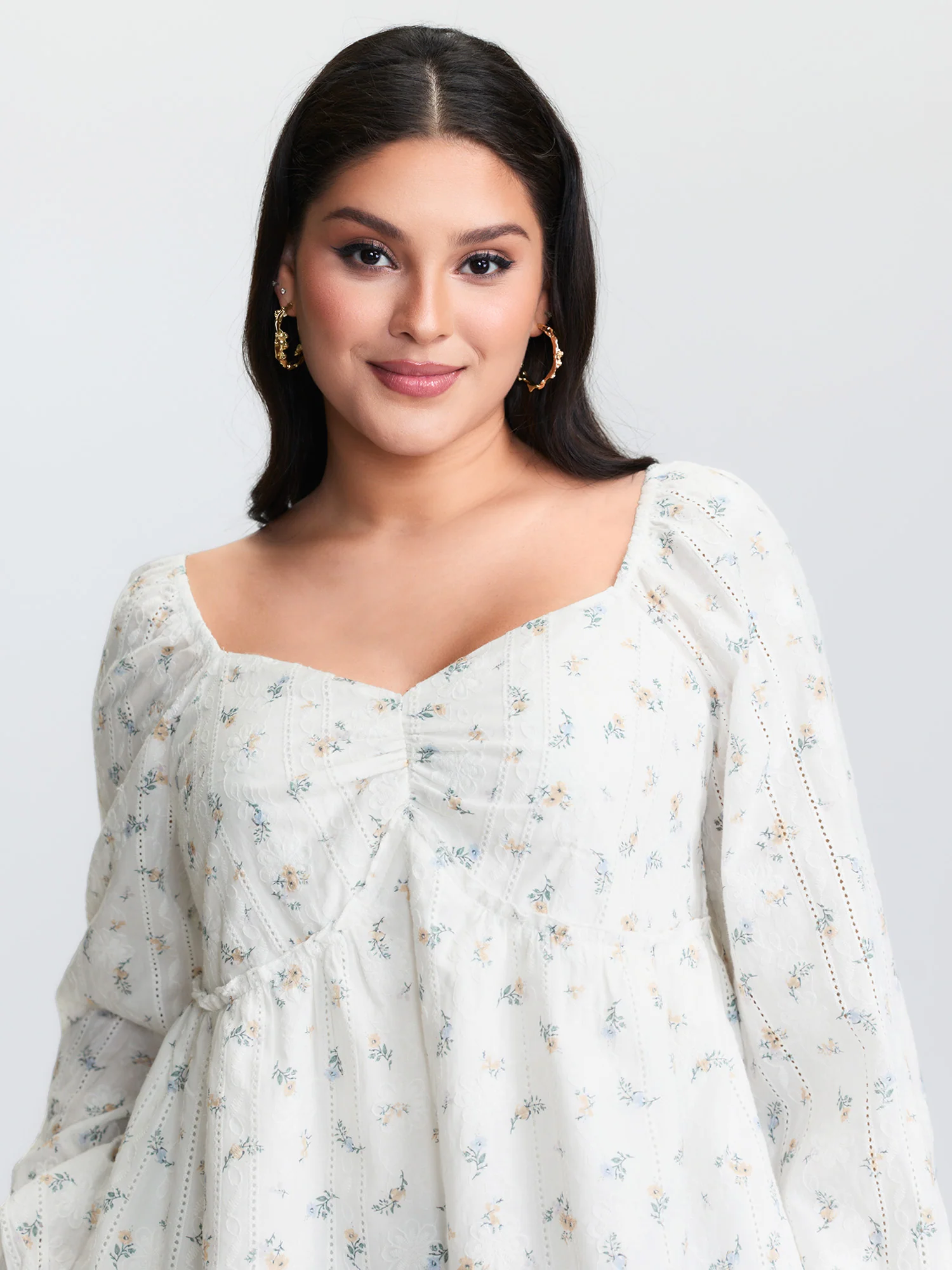 Cotton Floral Sweetheart Neckline Ruched Blouse - Image 2