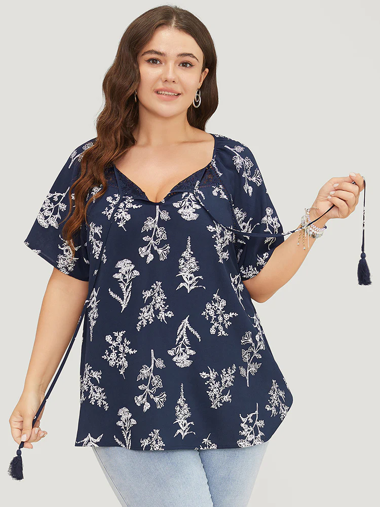Floral Tassels Tie Neck Contrast Lace  Blouse - Image 3