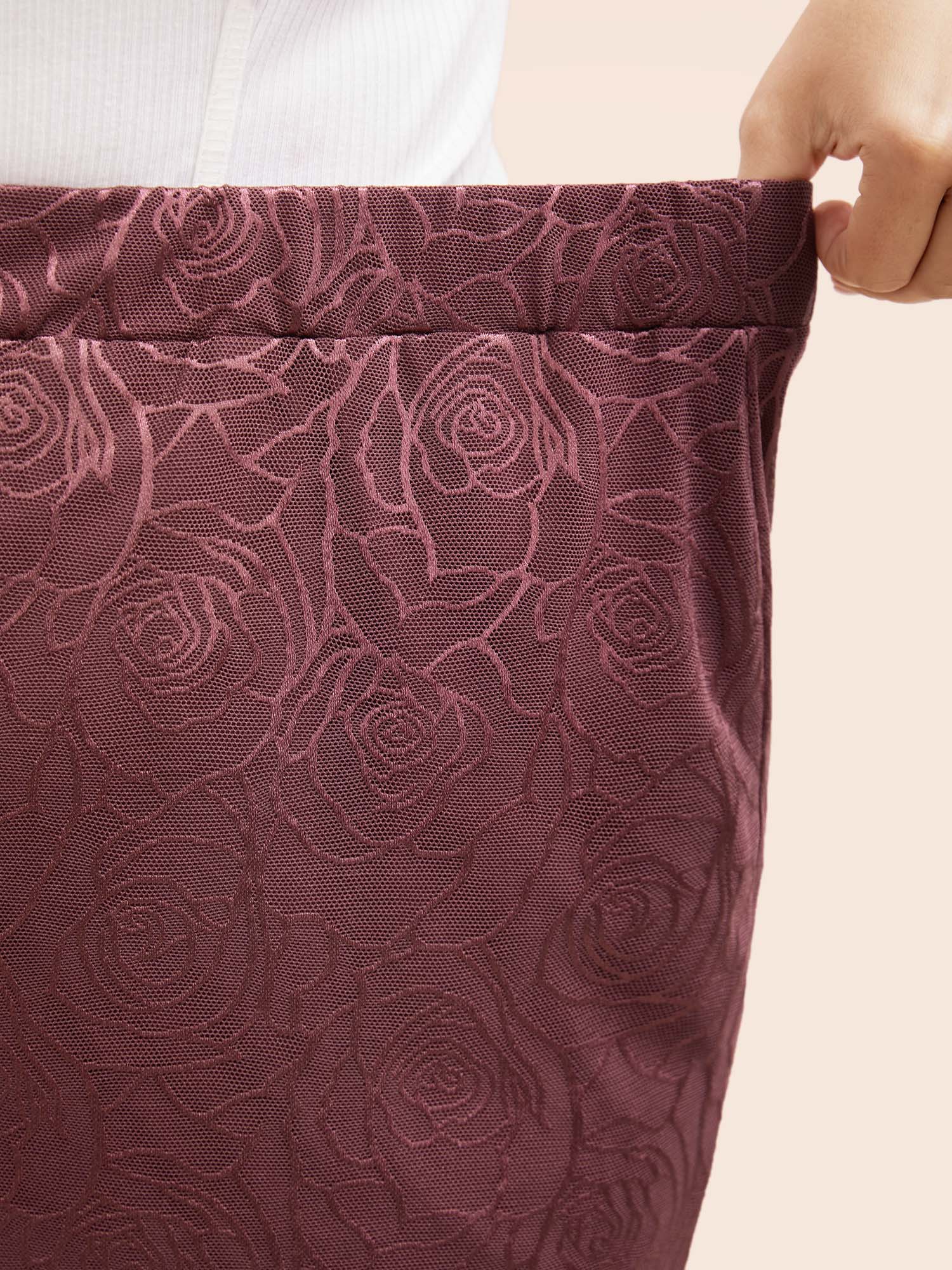 Floral Textured Mesh Elastic Waist Skirt - Image 4