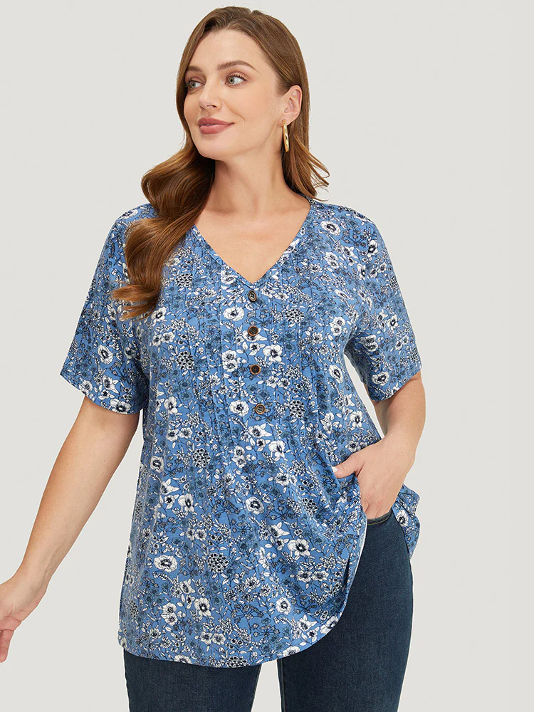 Floral V Neck Button Detail Pleated Front T-shirt - Image 3
