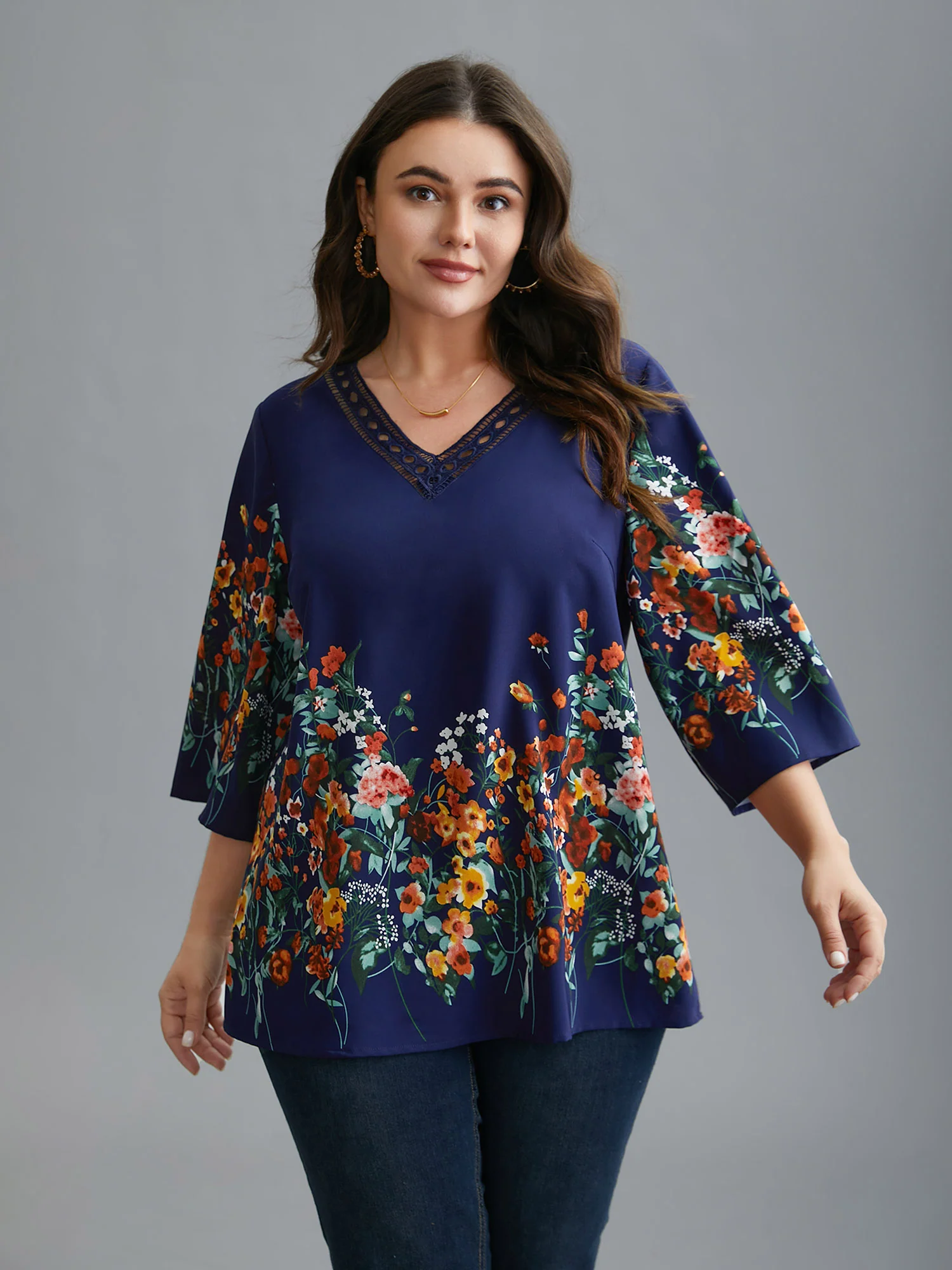 Floral V Neck Cut-Out Lace Blouse - Image 4