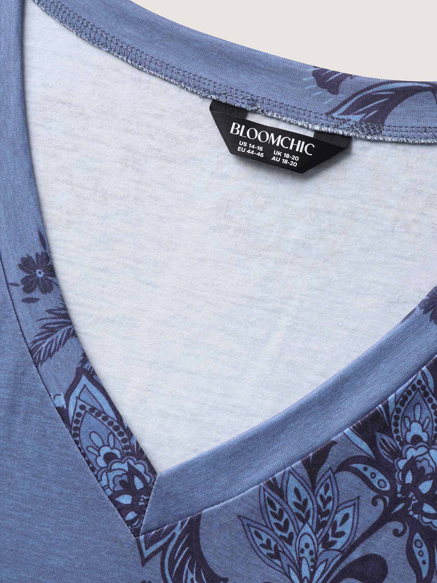Floral V-Neck Drapey T-Shirt - Image 11