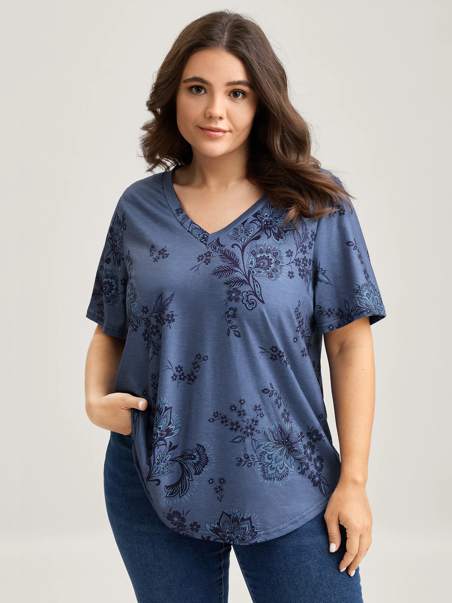 Floral V-Neck Drapey T-Shirt - Image 9