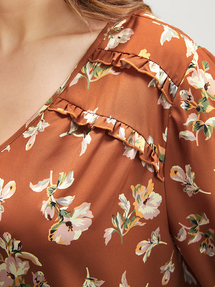 Floral V Neck Ruffles Trim Lantern Sleeve Blouse - Image 6