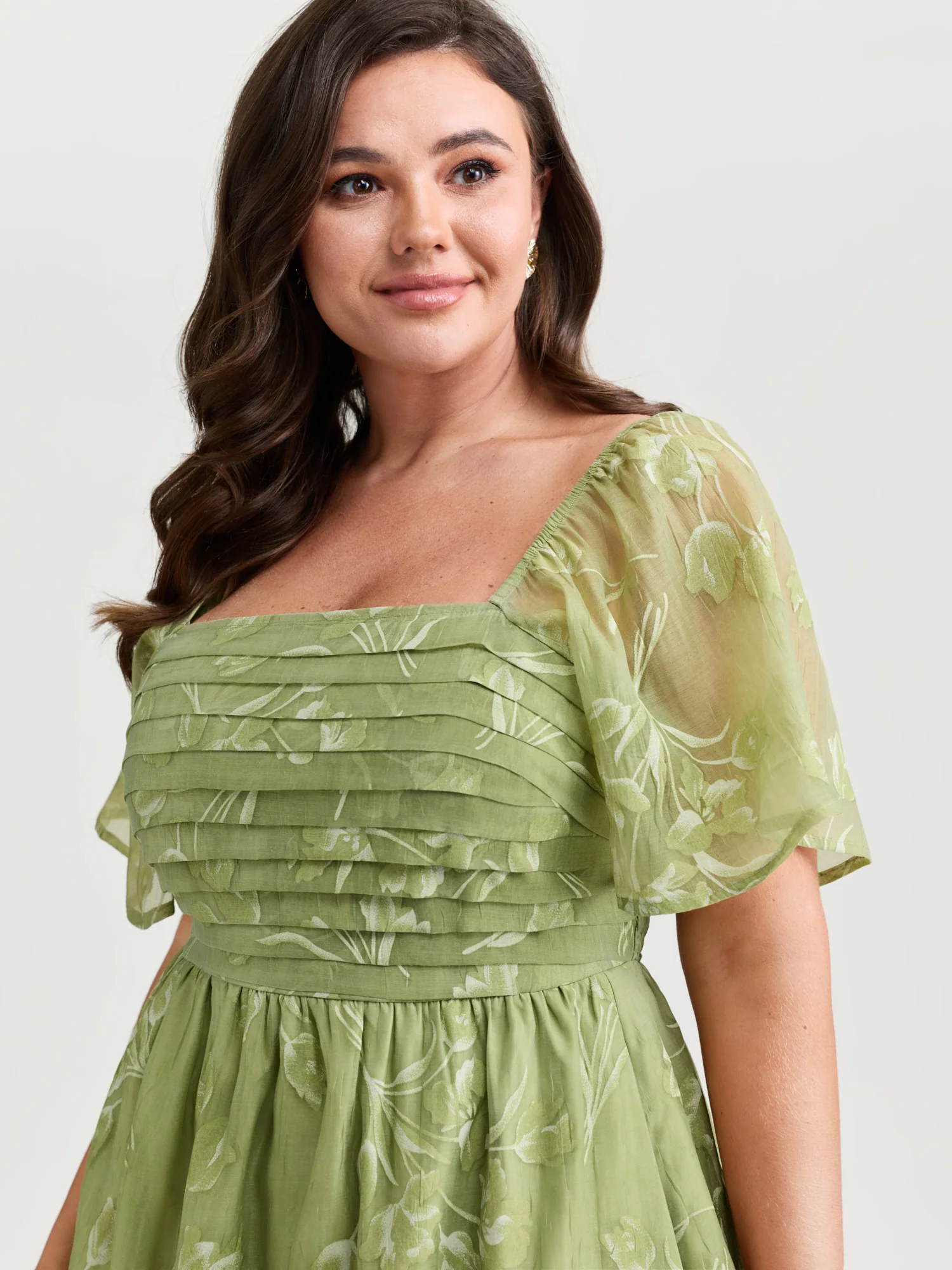 Floral Whispers Pleated Bodice Midi Dress - Image 2