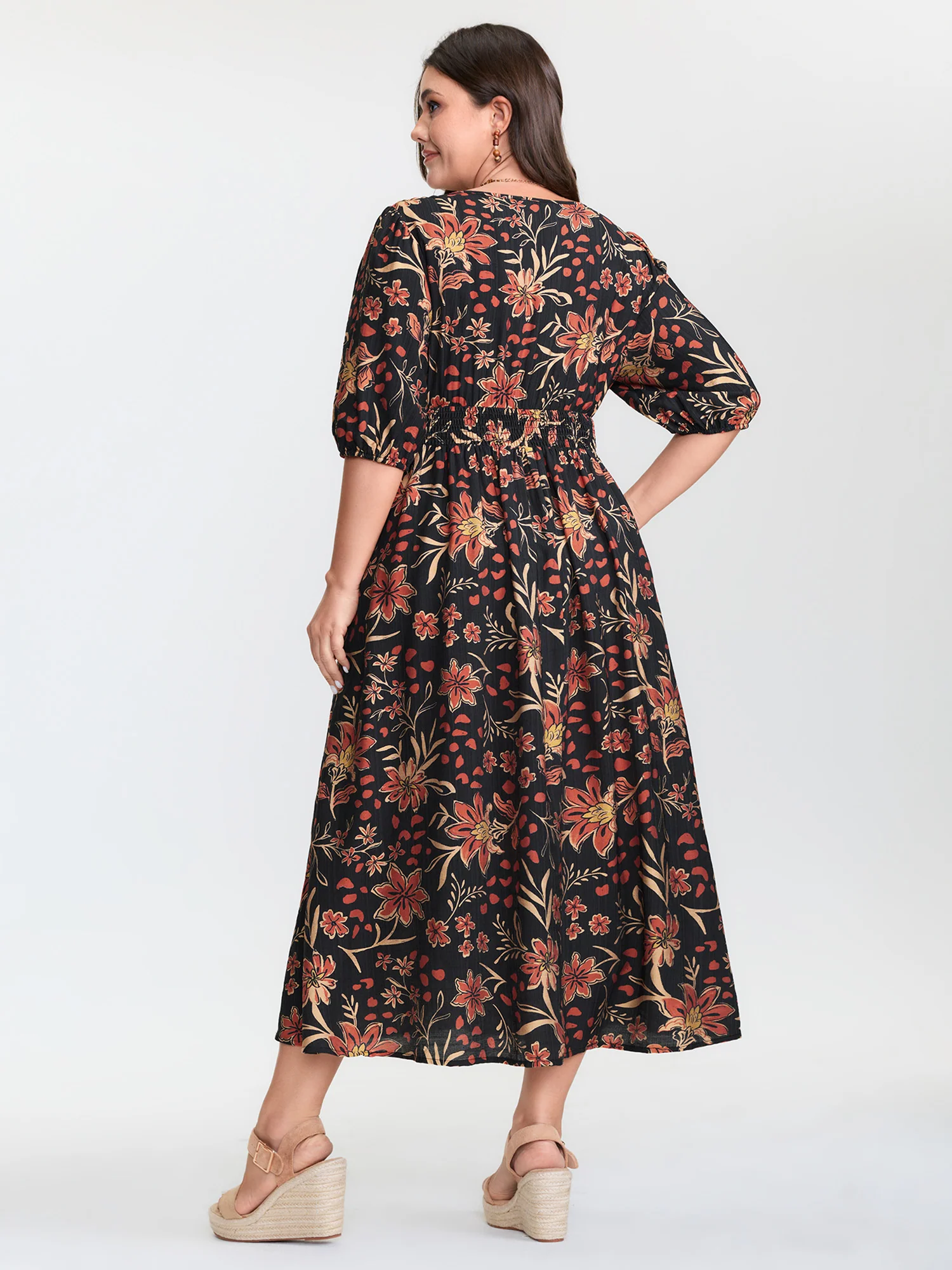 Floral Wide Shirred Waist Pocket Maxi Dress - Image 4