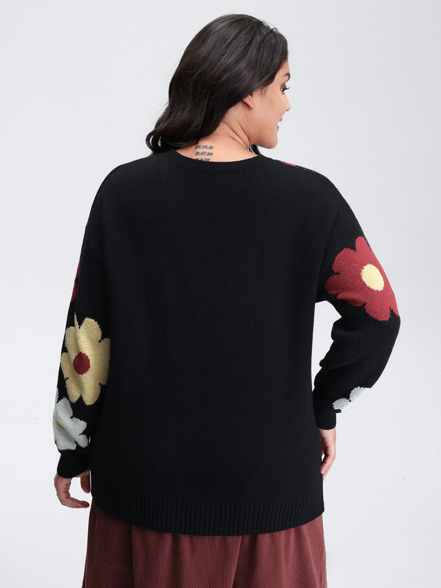 Flower Pattern Jacquard Crew Neck Pullover - Image 4