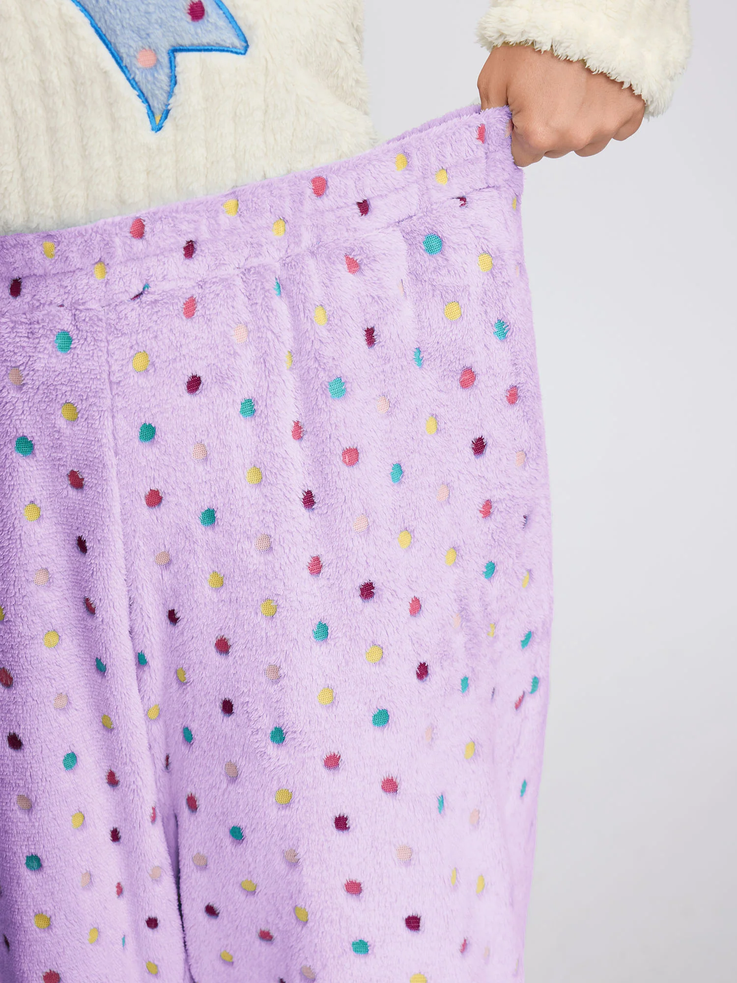 Fluffy Textured Polka Dots Lounge Bottoms - Image 12