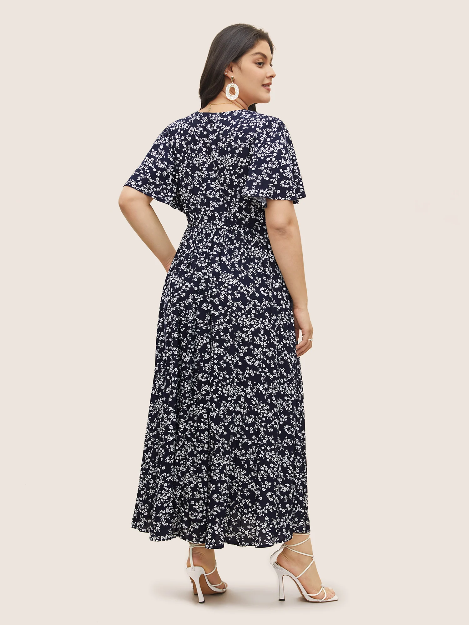Bloom Dress - Flutter Sleeve Ditsy Floral Pocket Split Maxi Dress - Image 10