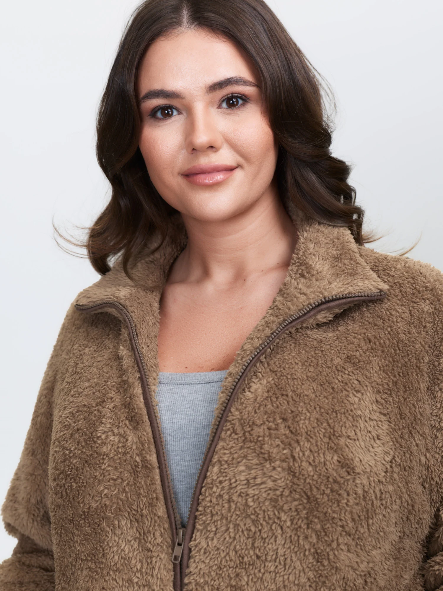 Furry Textured Color Contrast Pockets Jacket - Image 3