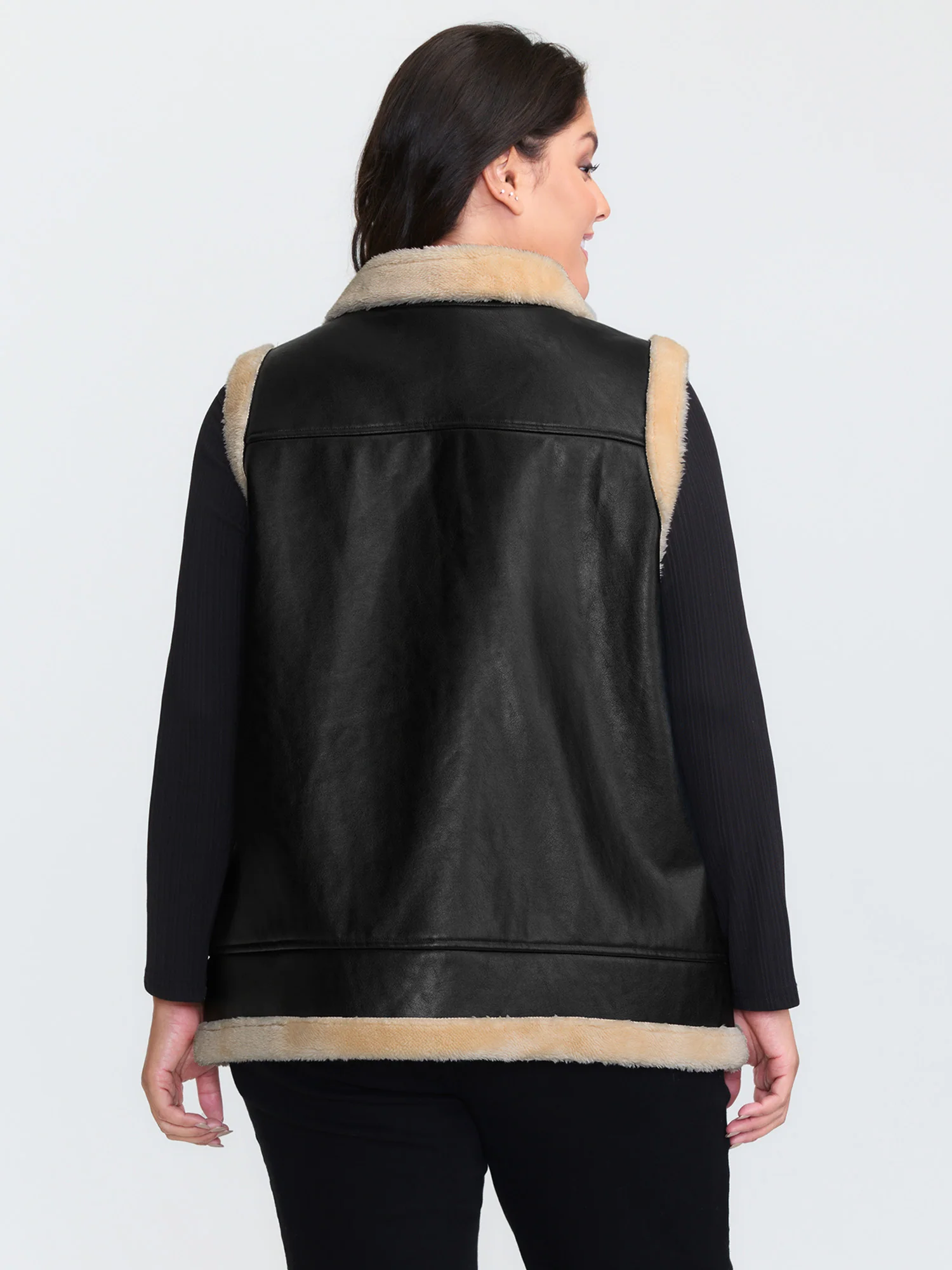 Fuzzy Edges Color Contrast Vest - Image 5
