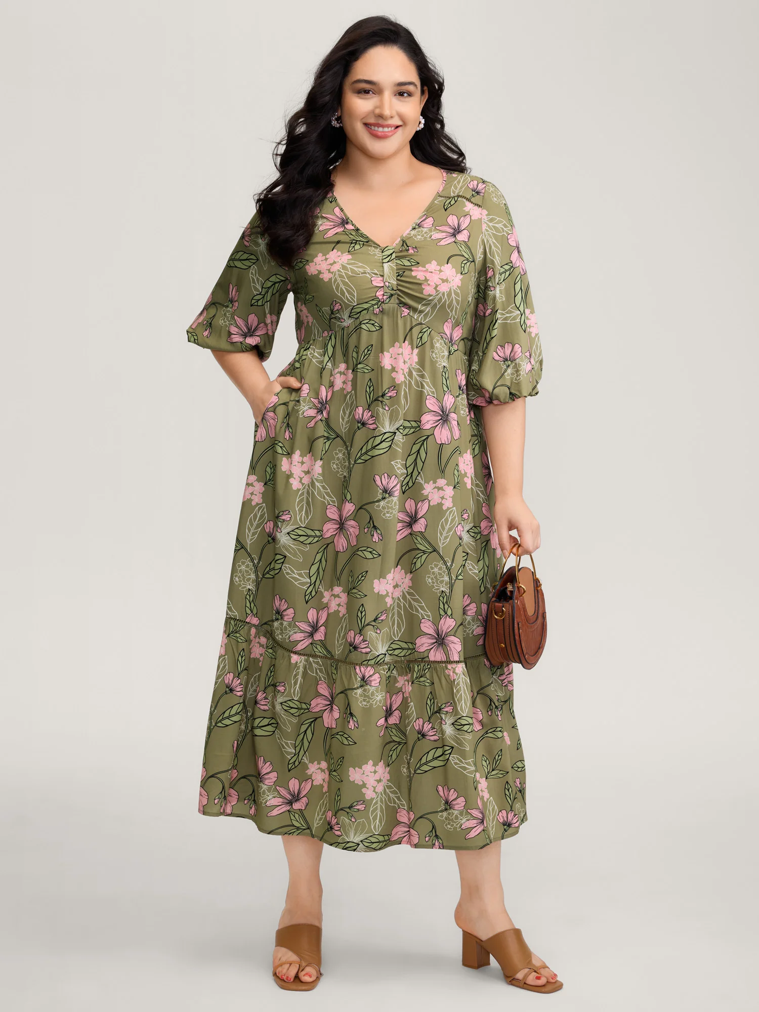 Garden Print Ruched V-Neck Maxi Dress - Image 3
