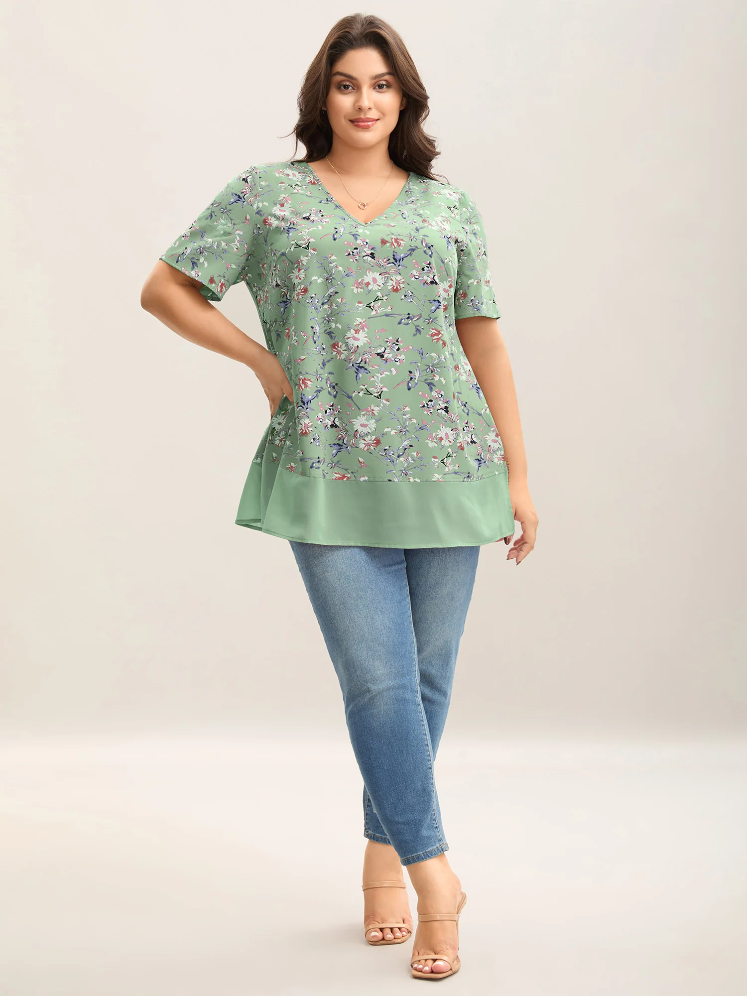 Garden Print Spliced V-Neck Blouse - Image 10