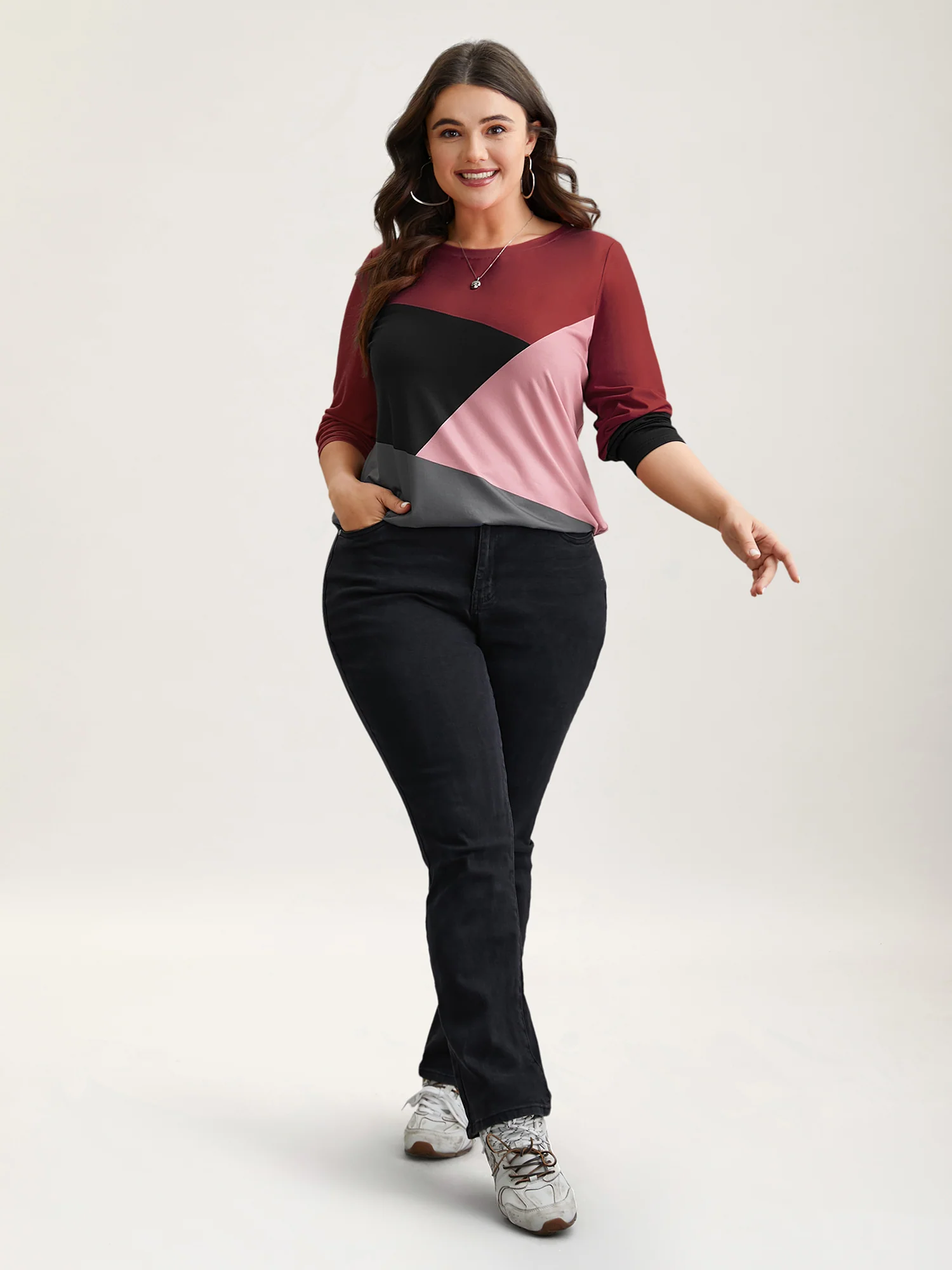 Geometric Color Block Curved Hem Top - Image 3