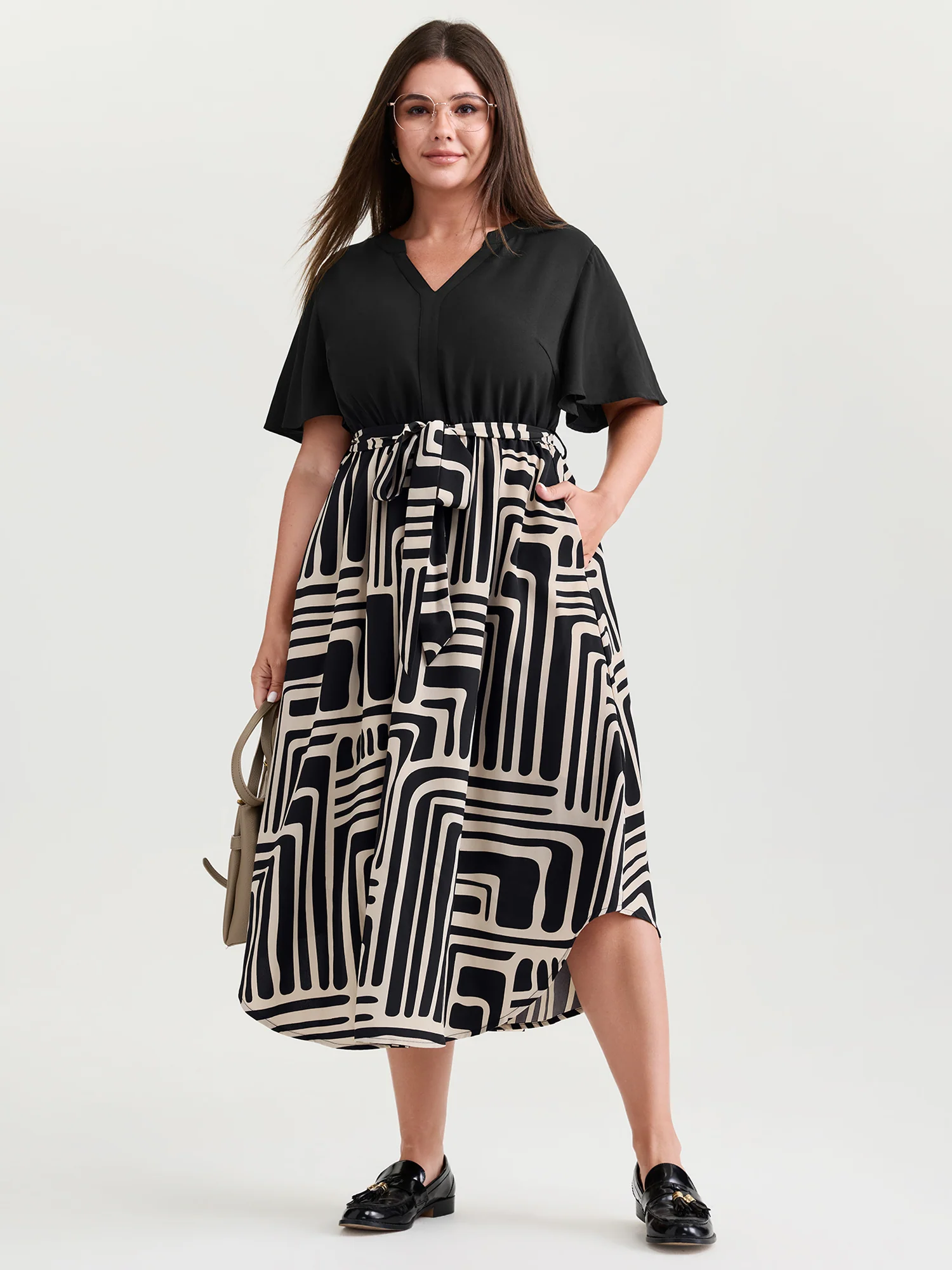 Geometric Contrast Print Arc-Hem Midi Dress