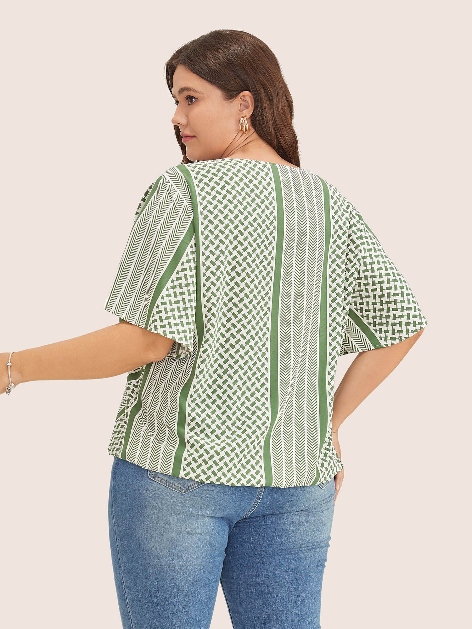Geometric Contrast Ruffle Sleeve Wrap Blouse - Image 10