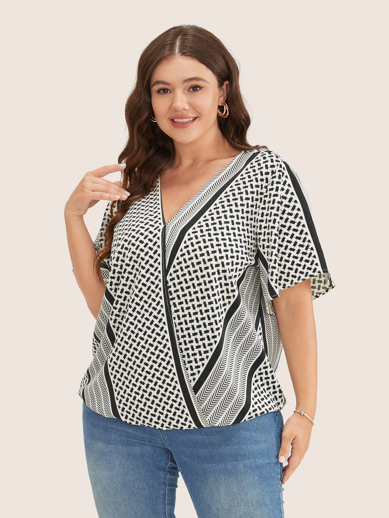 Geometric Contrast Ruffle Sleeve Wrap Blouse - Image 2
