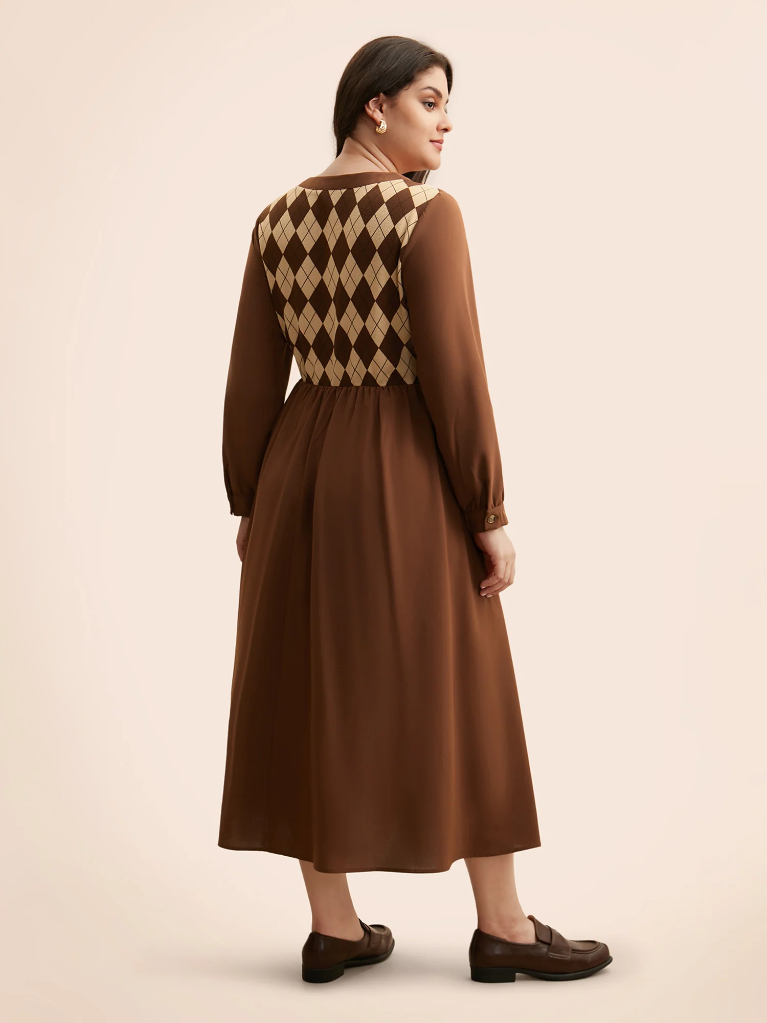 Geometric Crew Neck Button Detail Dress - Image 3