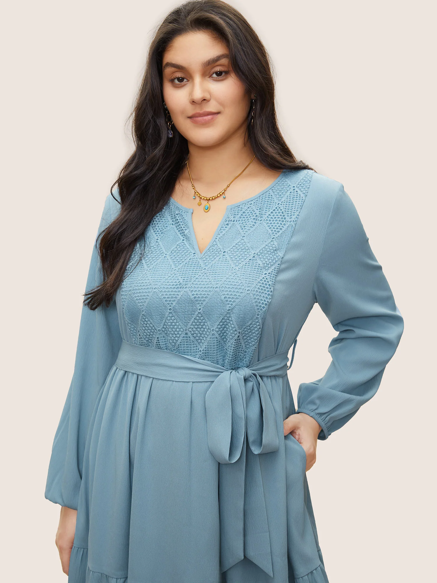 Geometric Hollow Out Notched Ruffle Layered Hem Dress - Image 2