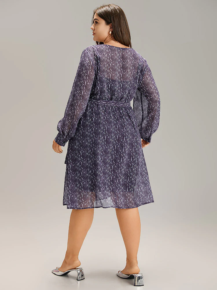 Geometric Mesh Elastic Waist Belted Dress - Image 4