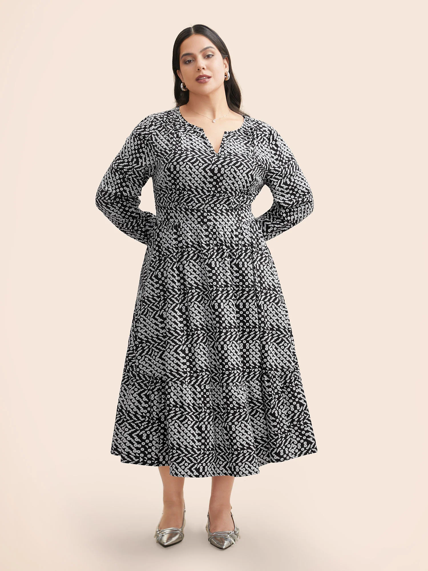 Geometric Notched Lantern Sleeve Midi Dress - Image 3