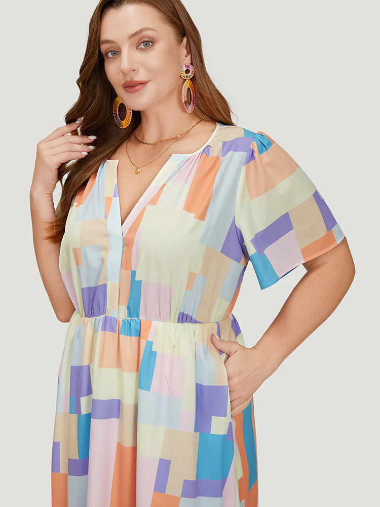 Geometric Notched Pocket Shirred Flutter Hem Dress - Image 8