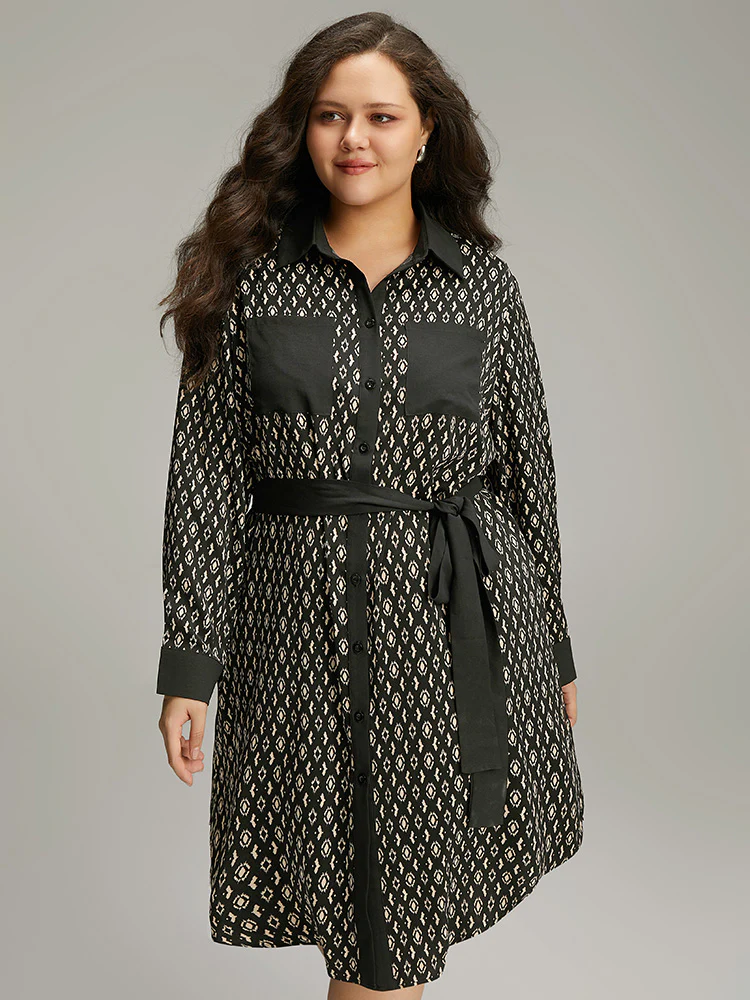 Geometric Patched Pocket Arc Hem Dress - Image 2