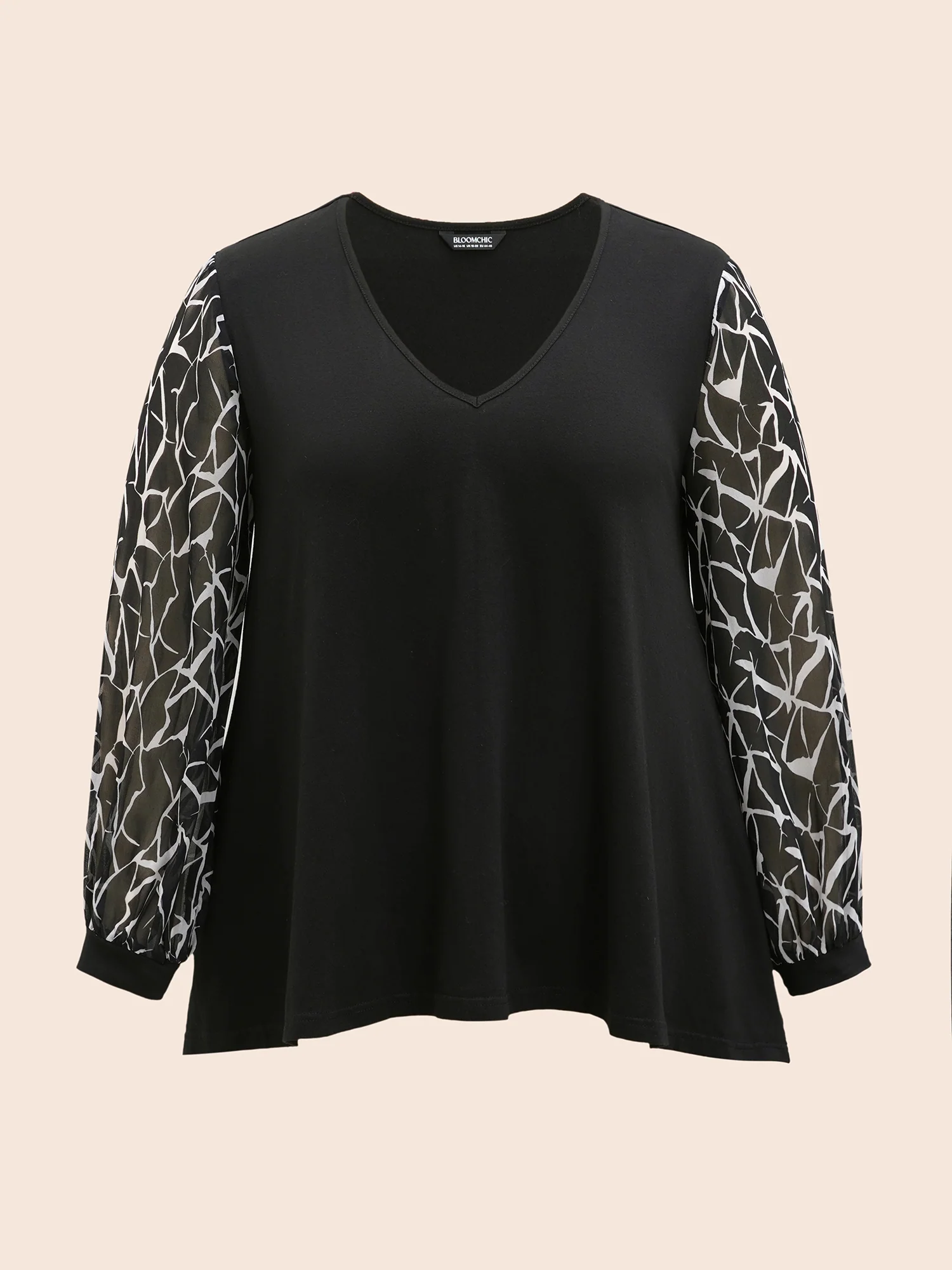 Geometric Patchwork Mesh Pocket T-shirt - Image 7