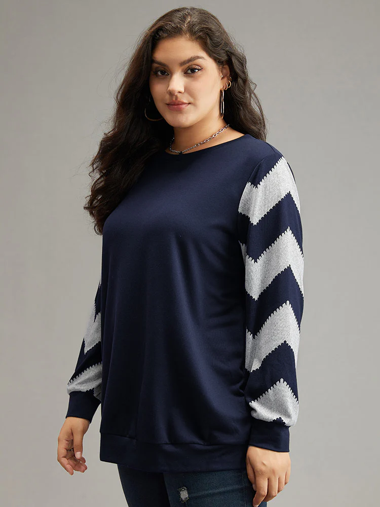 Geometric Patchwork Round Neck Sweatshirt - Image 11