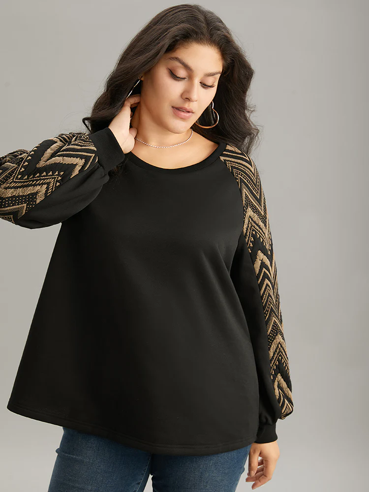 Geometric Patchwork Texture Rib Knit Sweatshirt - Image 3