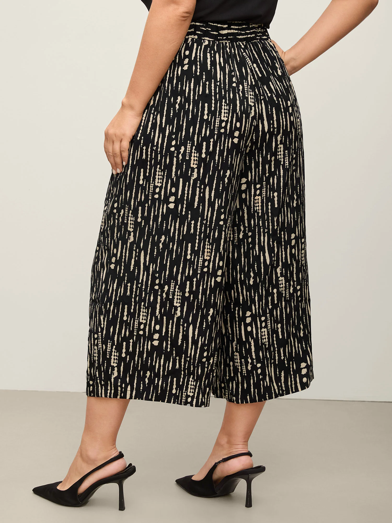 Geometric Pattern Cropped Wide-Leg Pants - Image 4