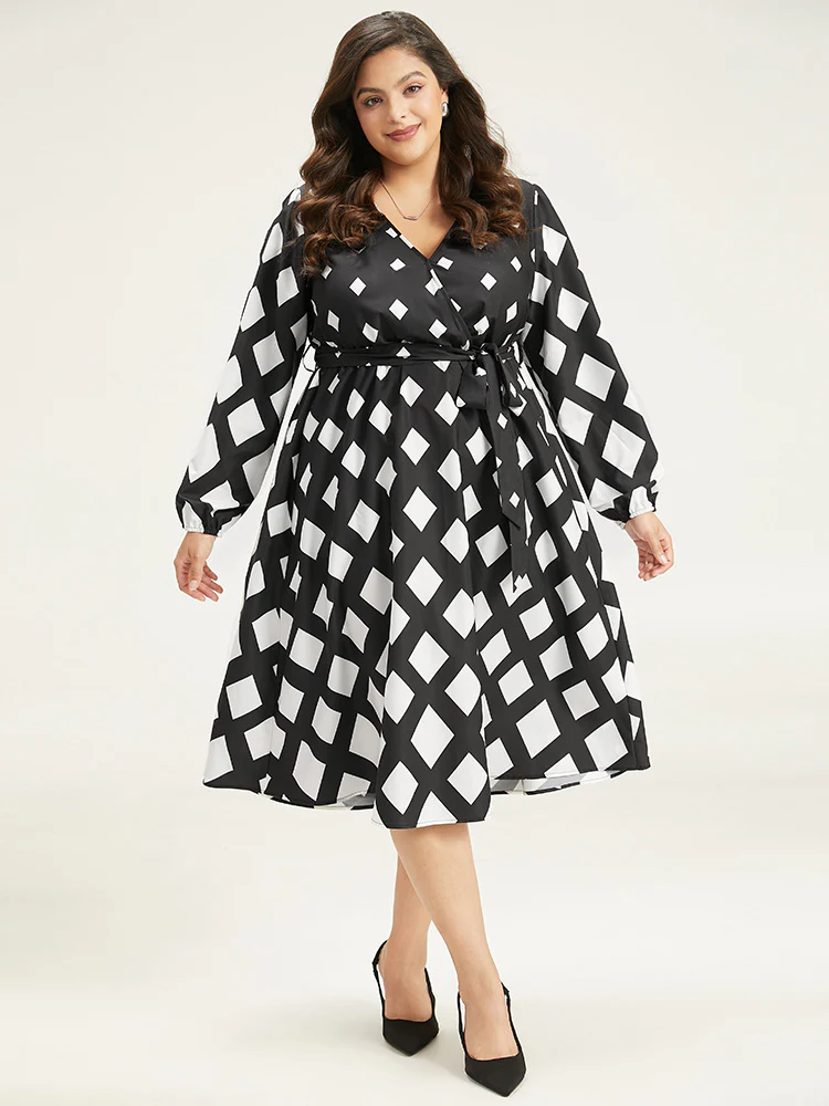 Geometric Print Belted Lantern Sleeve Dress - Image 4