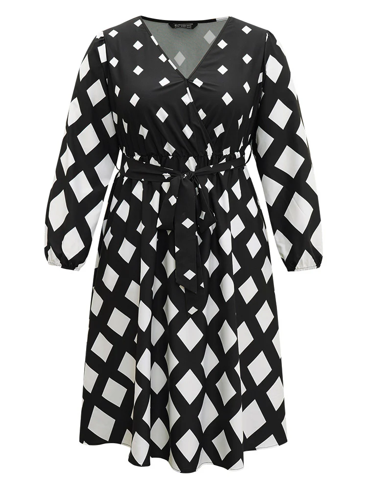 Geometric Print Belted Lantern Sleeve Dress - Image 9