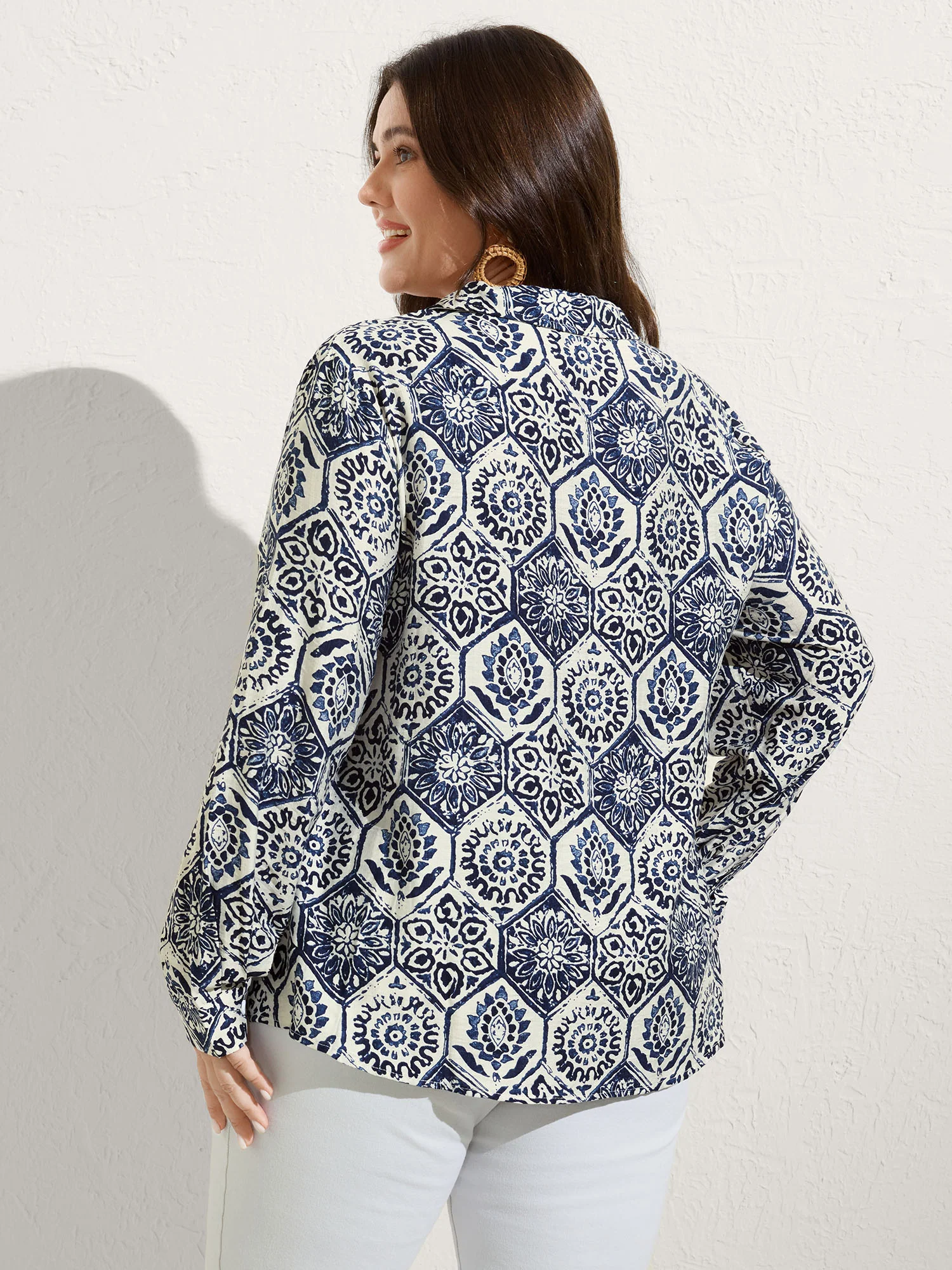 Geometric Print Button-Down Shirt - Image 5