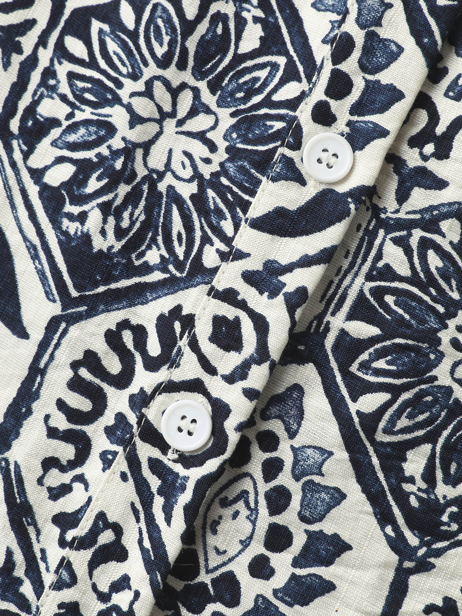 Geometric Print Button-Down Shirt - Image 6