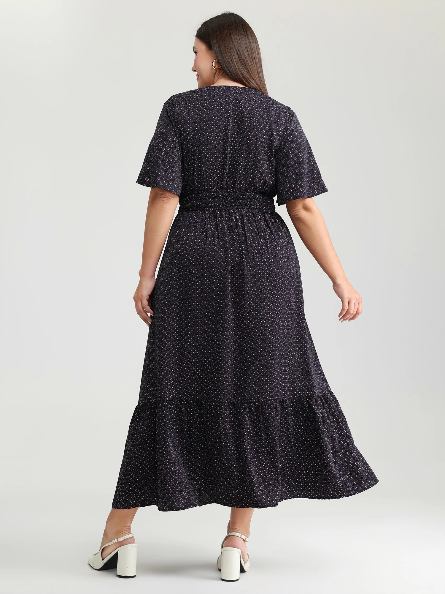 Geometric Print Cinched-Waist Maxi Dress - Image 4