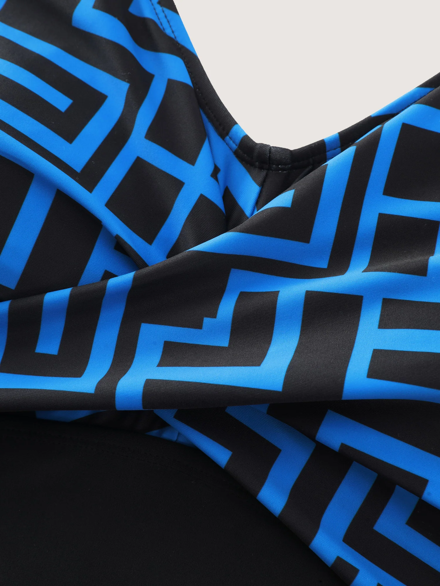 Geometric Print Color Contrast One-Piece Swim - Image 5