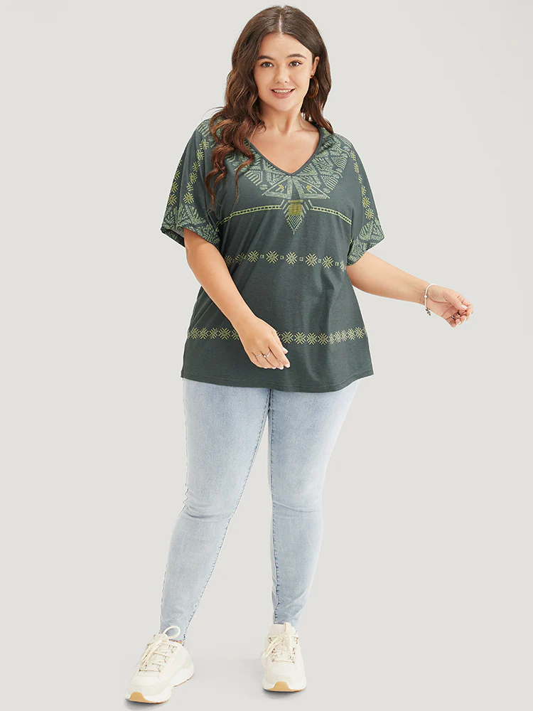 Geometric Print Dolman Sleeve V Neck T-shirt - Image 2