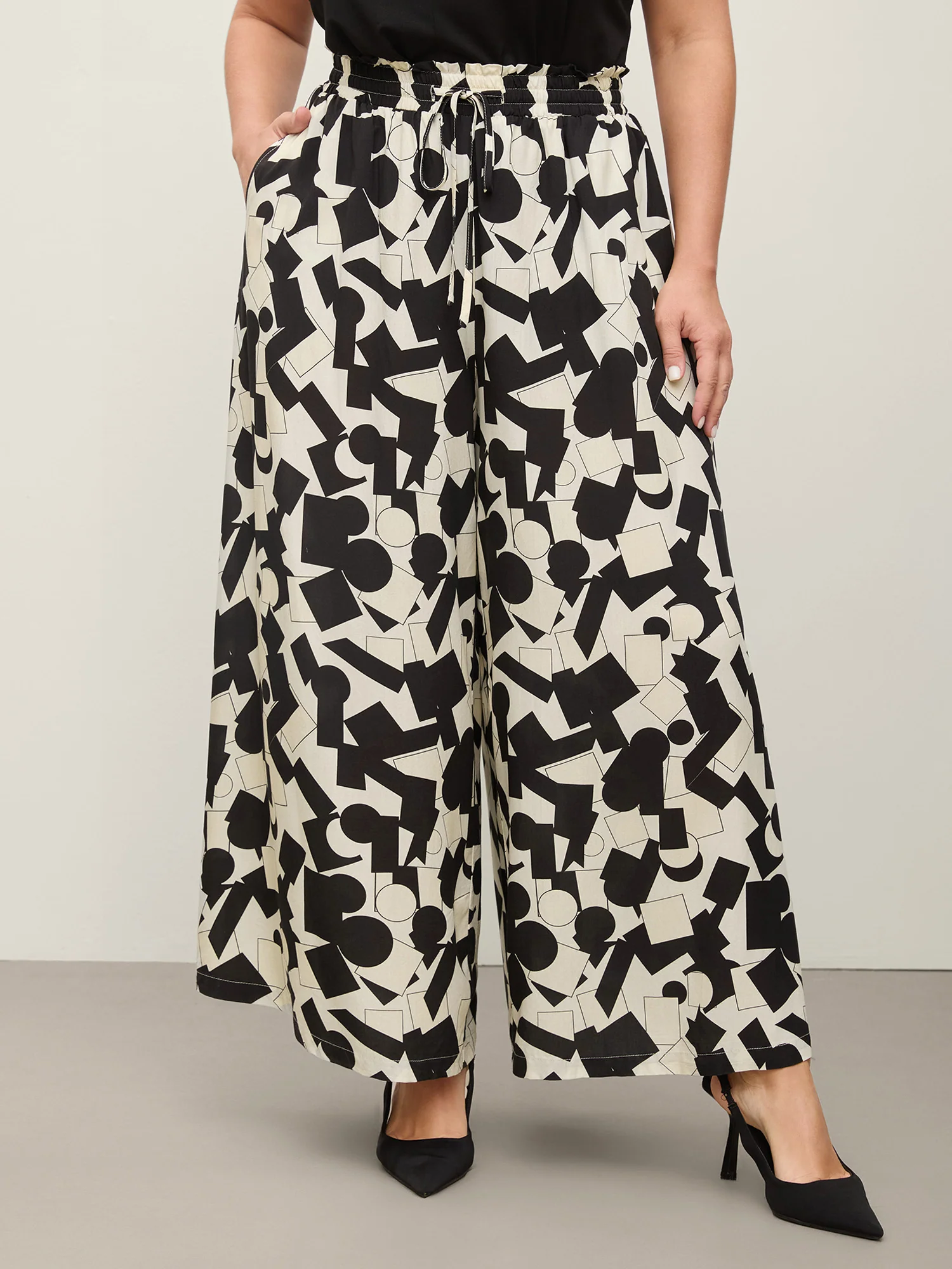 Geometric Print Drawstring Wide-Leg Pants - Image 2