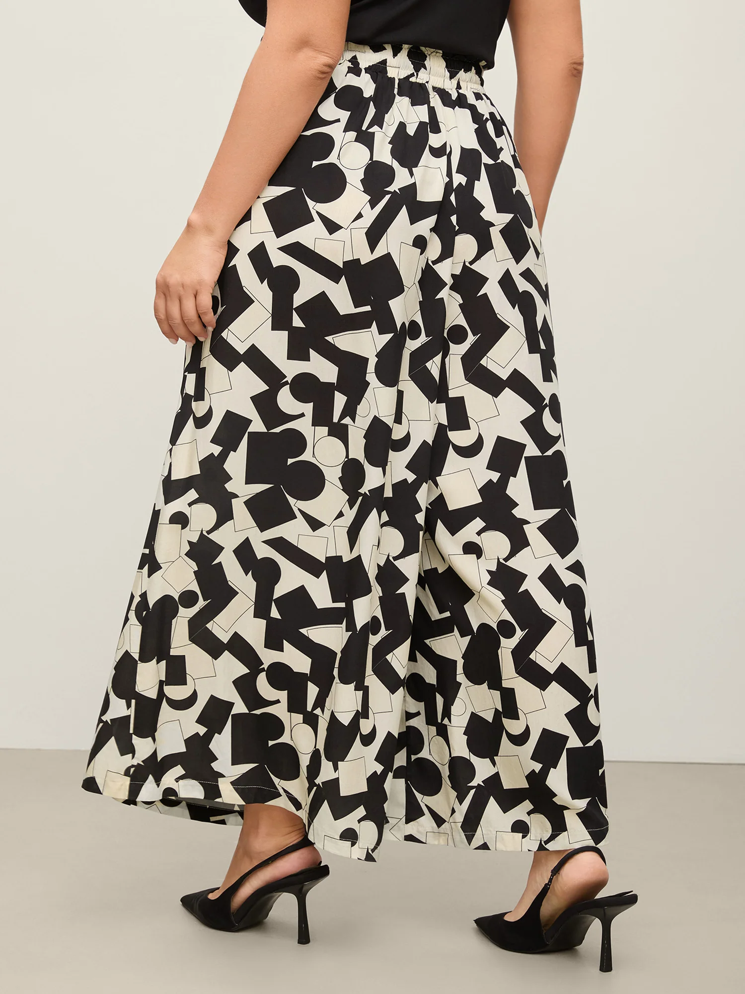 Geometric Print Drawstring Wide-Leg Pants - Image 4