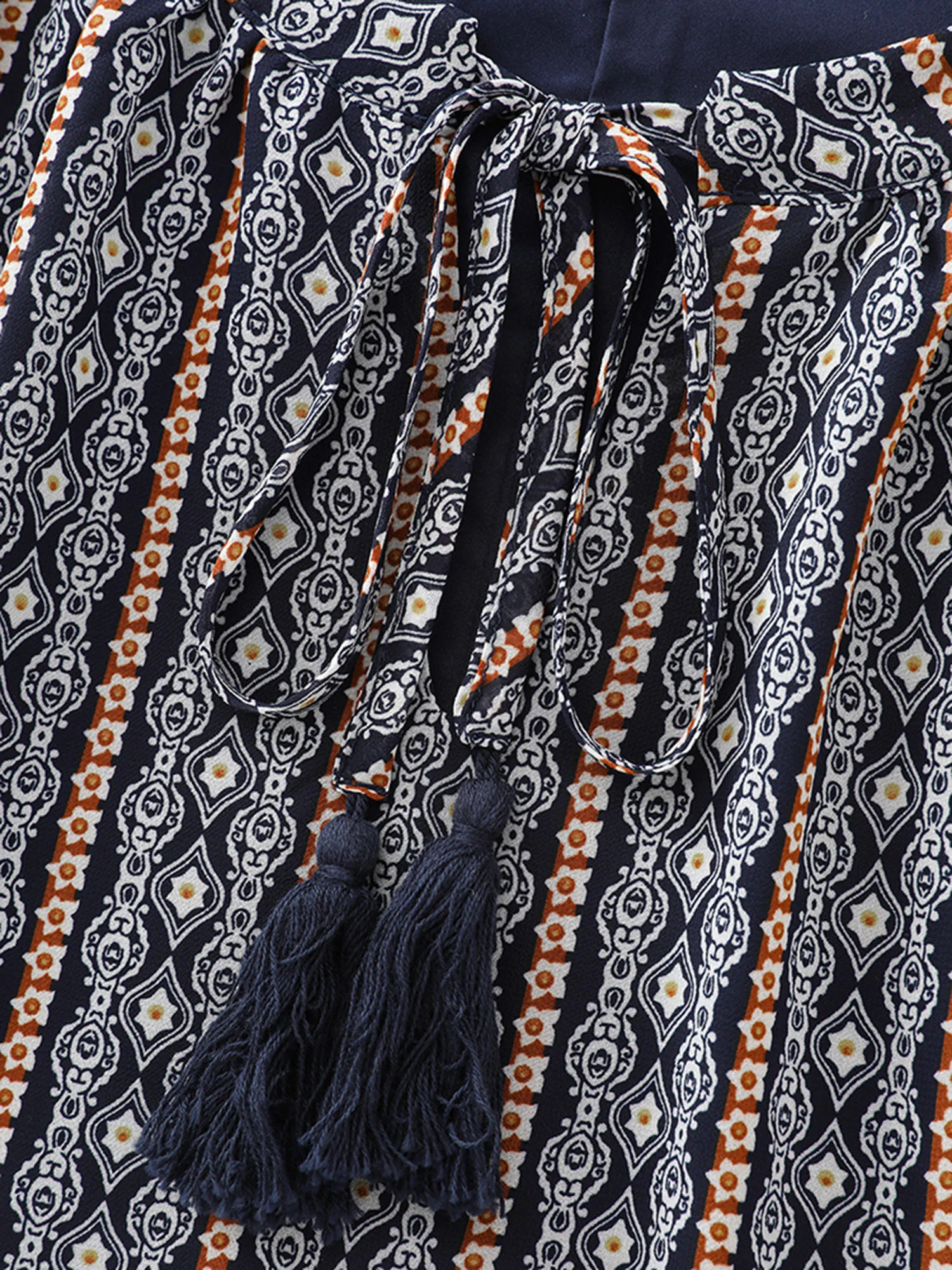 Geometric Print Flutter Sleeve Tassels Blouse - Image 5