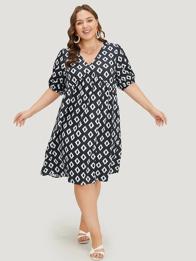 Geometric Print Gathered Pocket Puff Sleeve Dress - Image 5
