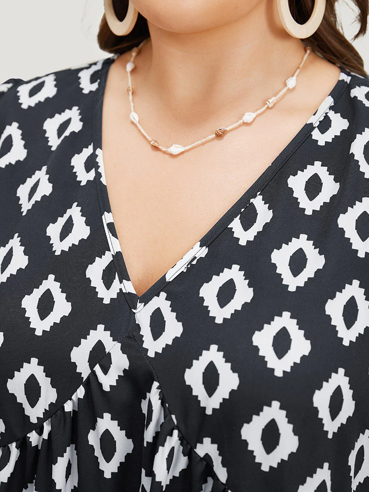 Geometric Print Gathered Pocket Puff Sleeve Dress - Image 7