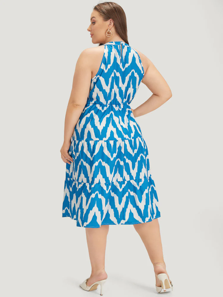 Geometric Print Halter Pocket Ruffle Tiered Dress - Image 4