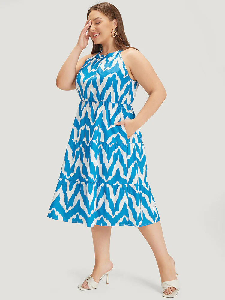 Geometric Print Halter Pocket Ruffle Tiered Dress - Image 5