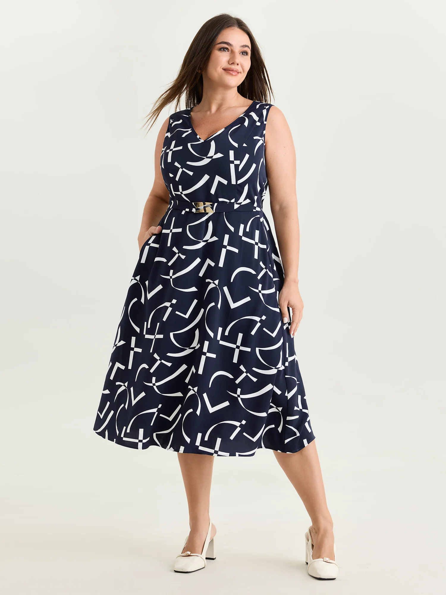 Geometric Print Metallic Detail Midi Dress - Image 3