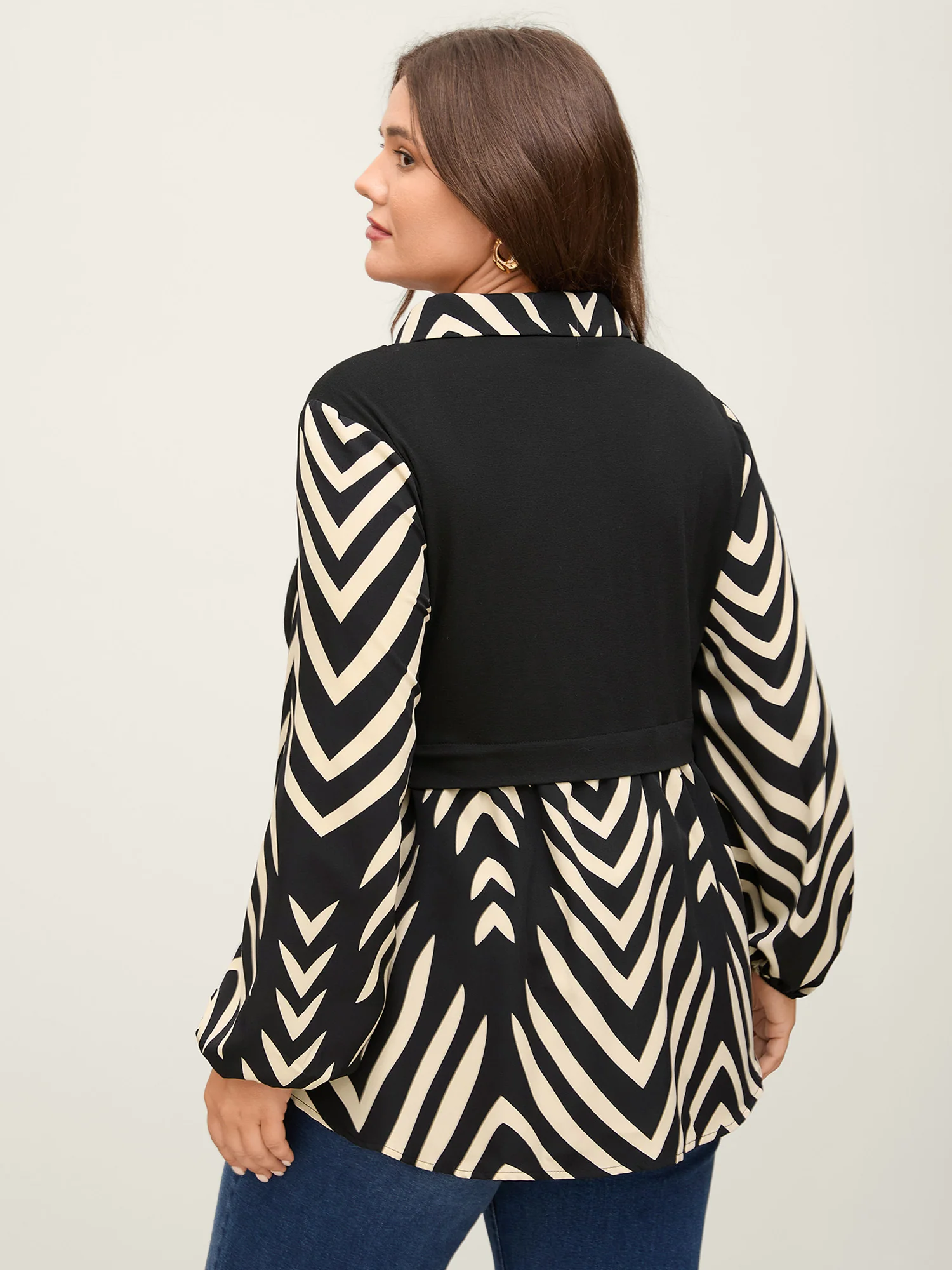 Geometric Print Mixed Material Knit Top - Image 4