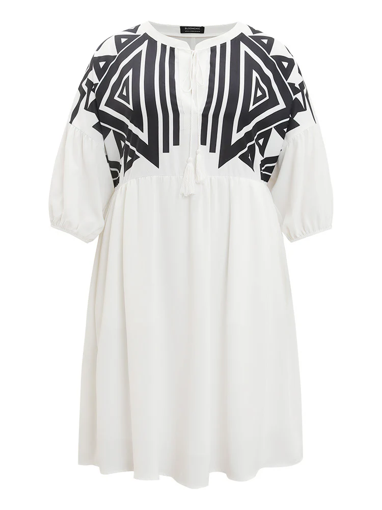 Geometric Print Notched Ties Tassels Elastic Cuffs Dress - Image 11